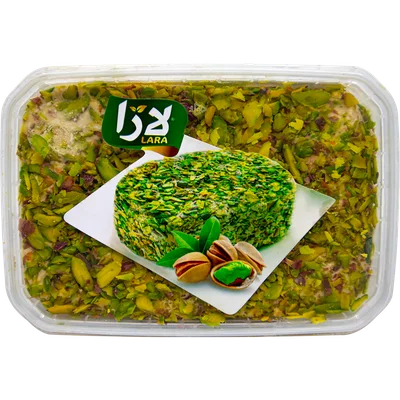 Lara Halawa met pistache