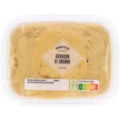 Ambachtelijke salade gevuld ei