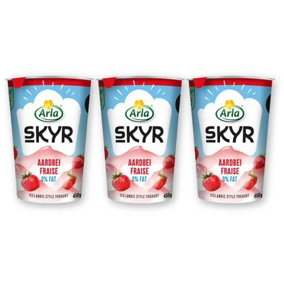 Arla Skyr aardbei yoghurt 0% vet 3-pack