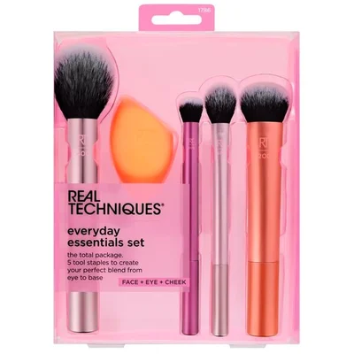 Real Techniques Everyday Essentials Set