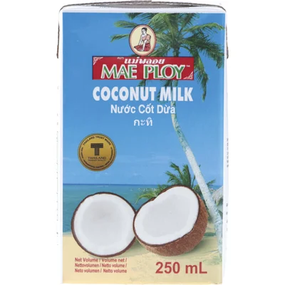 Mae Ploy Coconut milk
